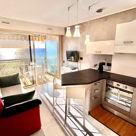 Seafront With Separate Bedroom Apartment Menton