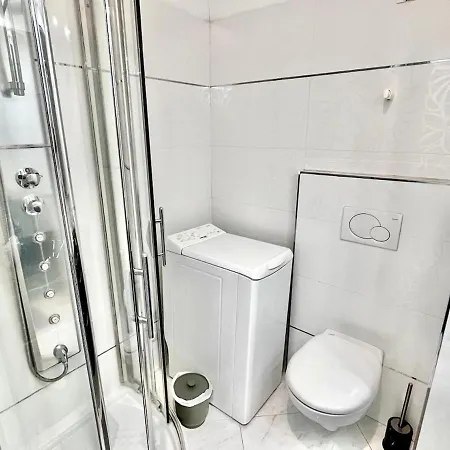 Seafront With Separate Bedroom Apartment Menton